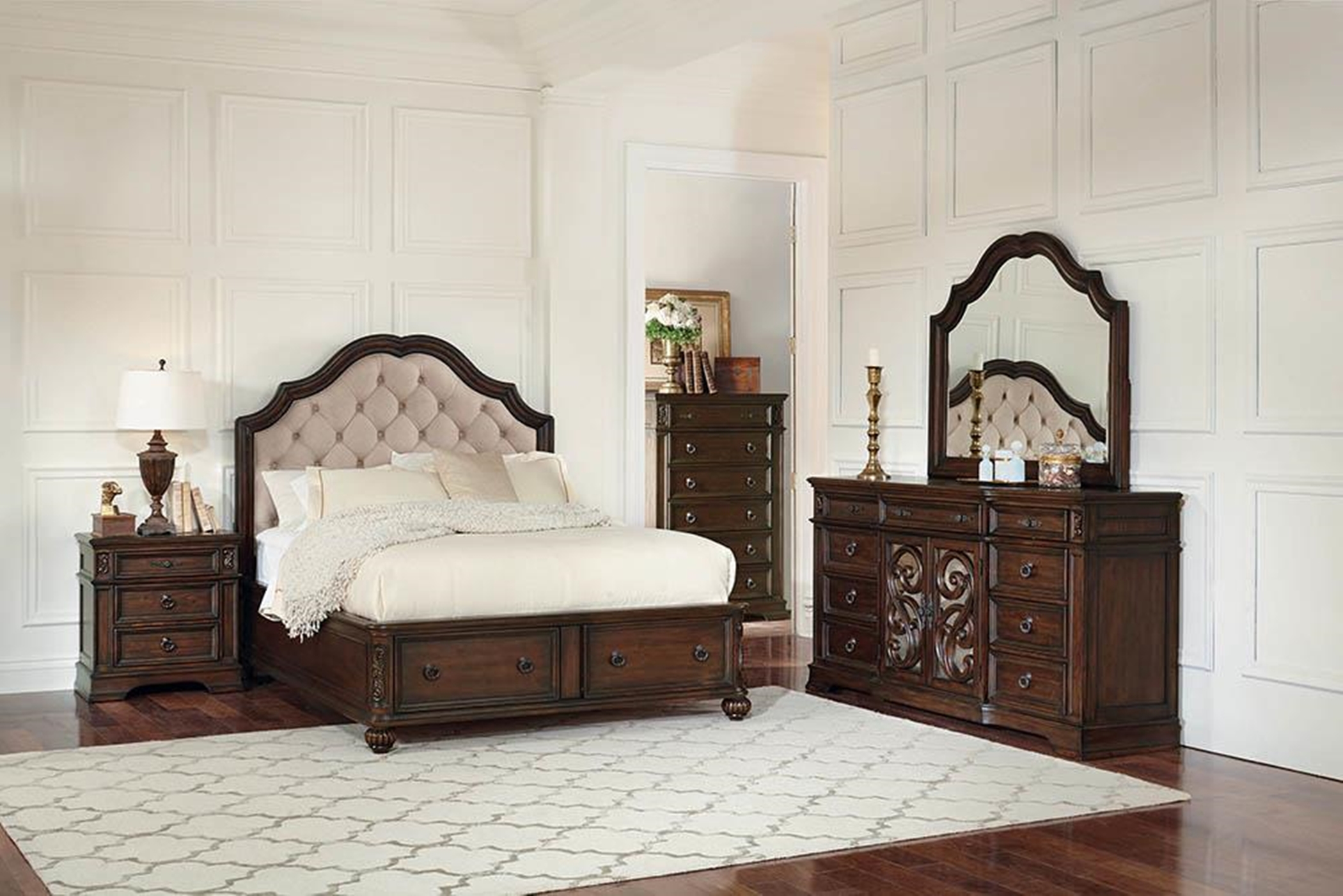 Ilana Traditional Antique Java Cal. King Bed