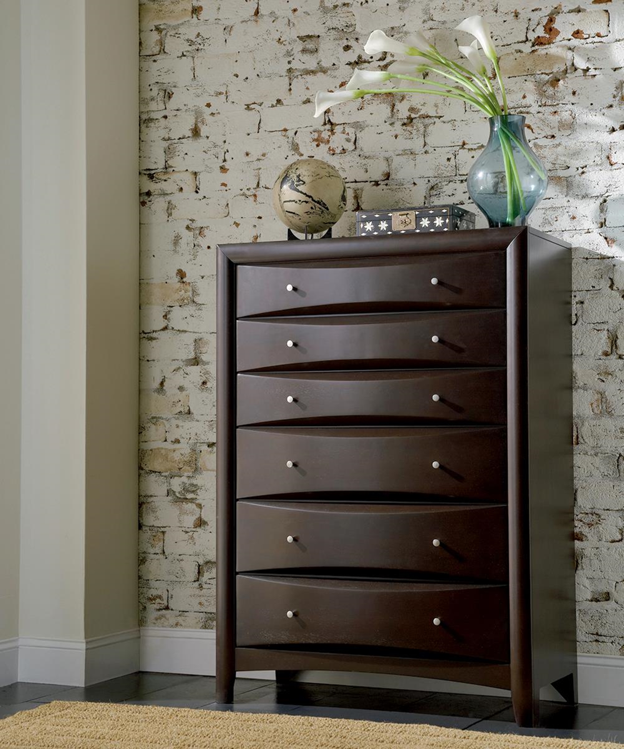 Phoenix Cotemporary Six-Drawer Chest - Click Image to Close