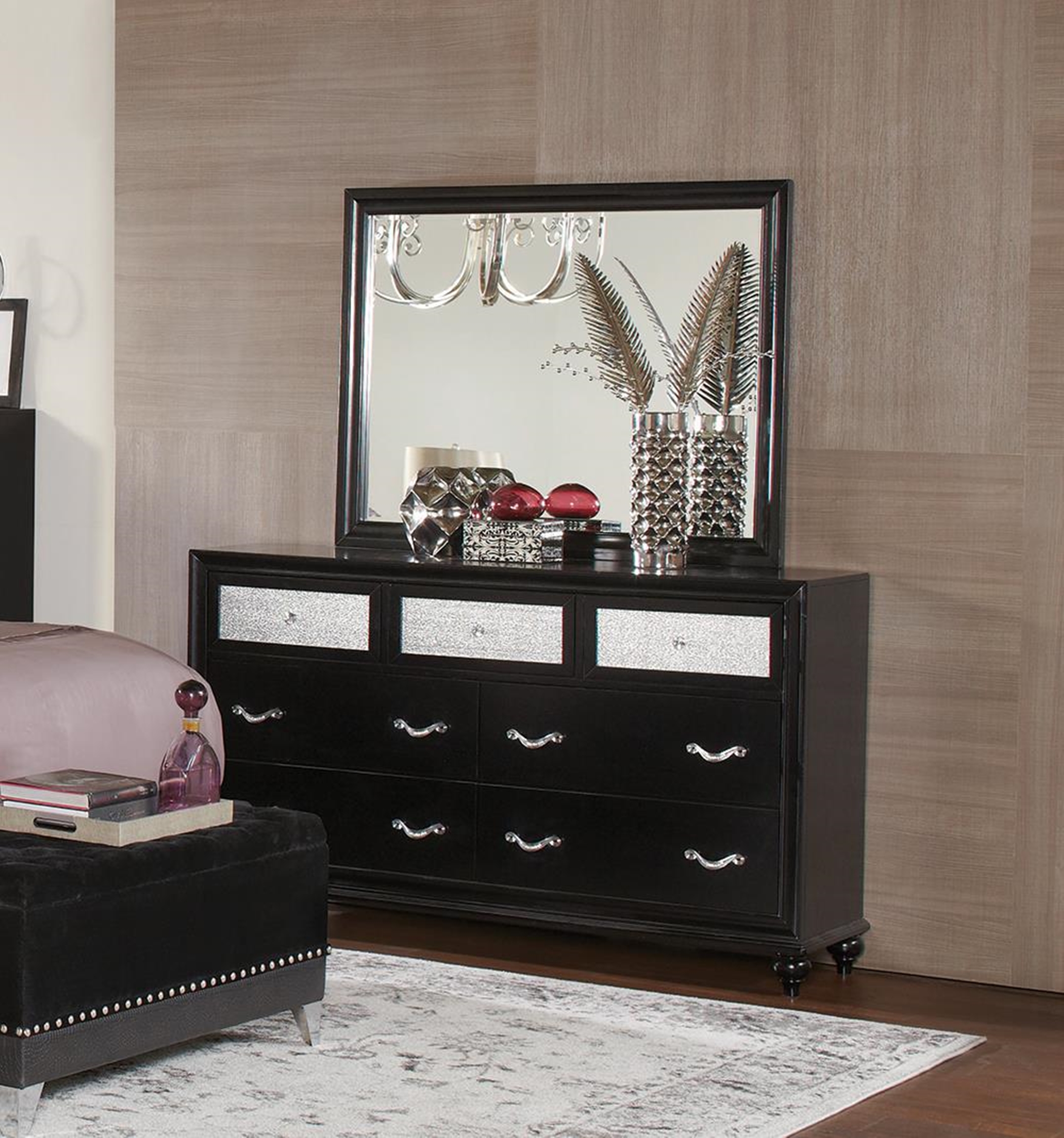 Barzini Seven-Drawer Dresser With Metallic Drawer Front - Click Image to Close