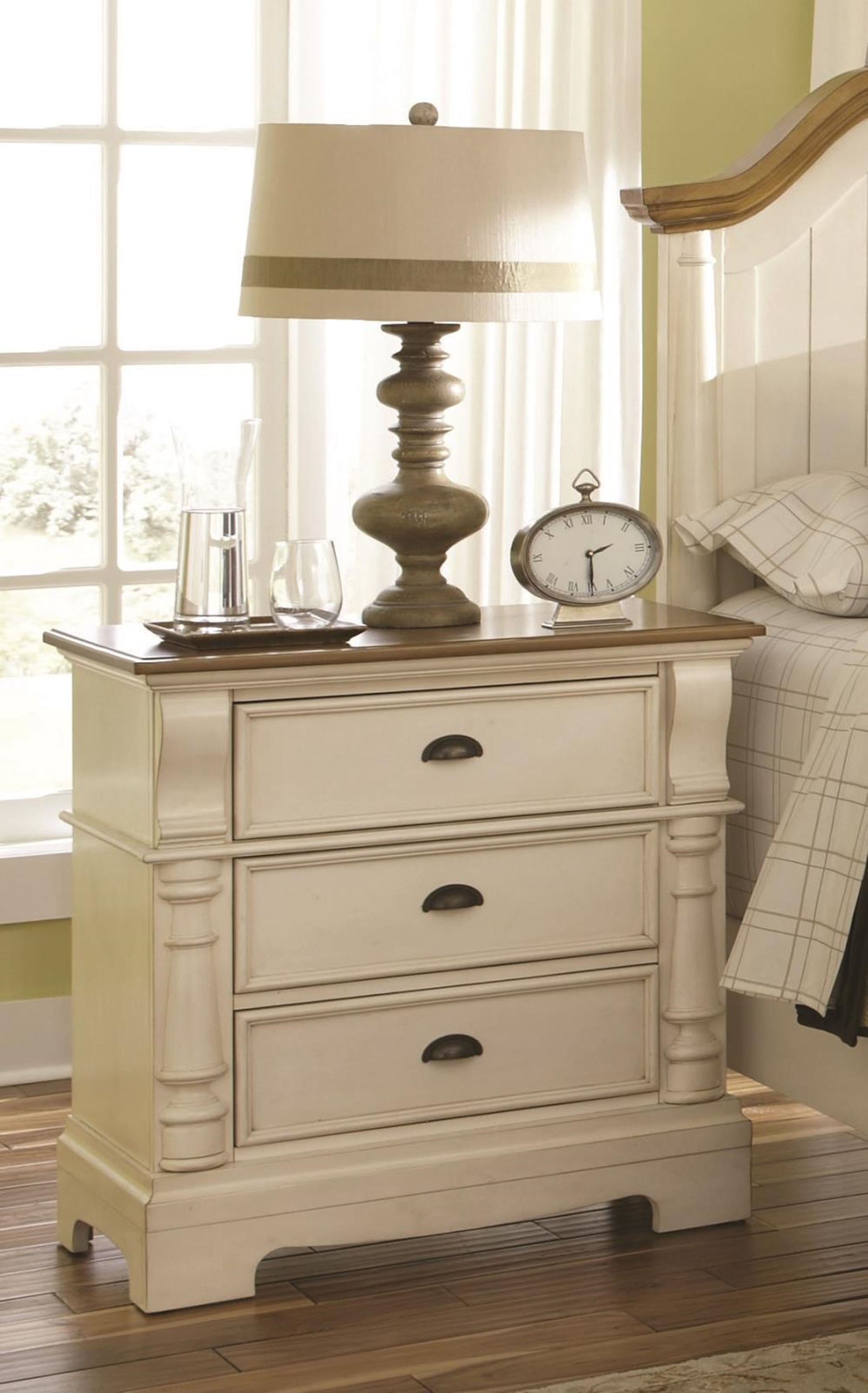 Oleta Cottage Three-Drawer Nightstand - Click Image to Close