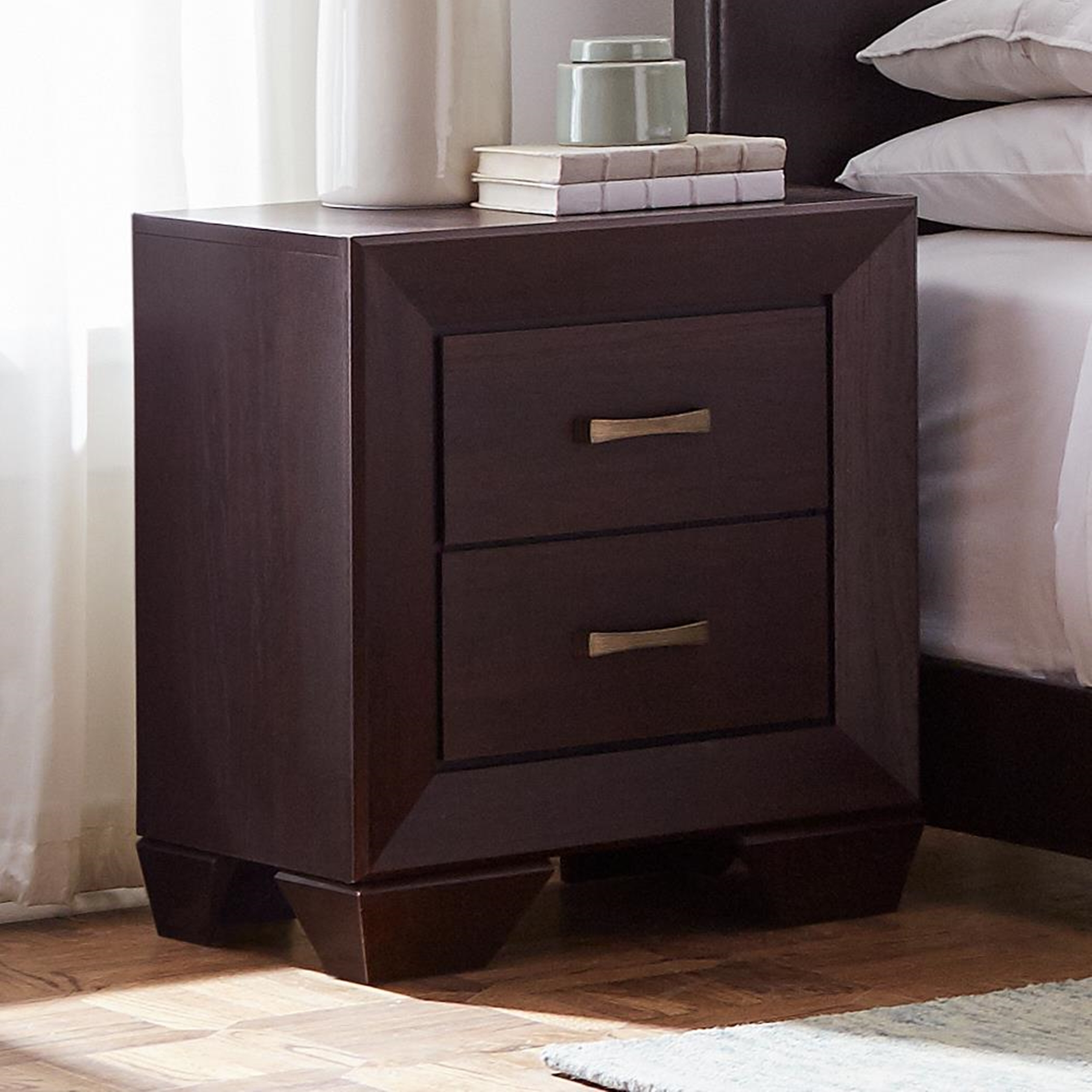 Fenbrook Dark Cocoa Two-Drawer Nightstand - Click Image to Close