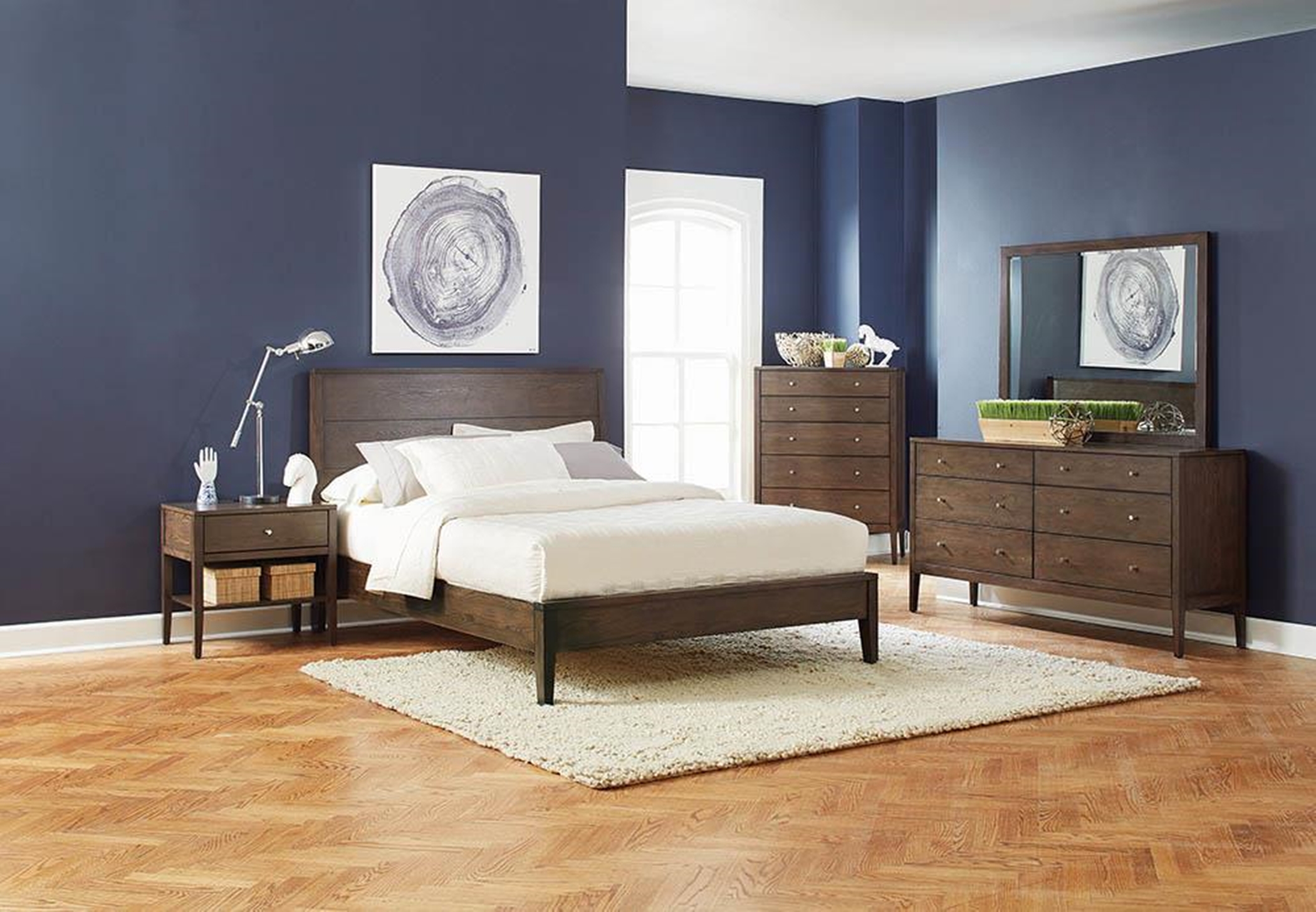 Lompoc Mid-Century Walnut Queen Bed - Click Image to Close