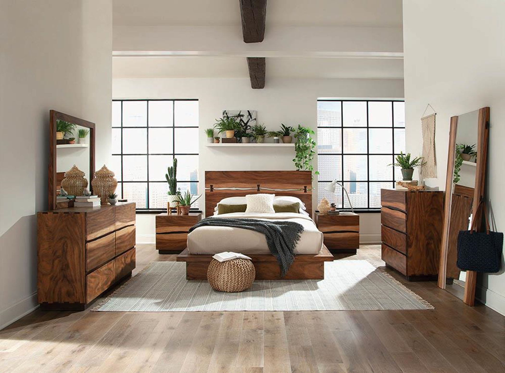 Rustic Smoky Walnut E. King Bed - Click Image to Close