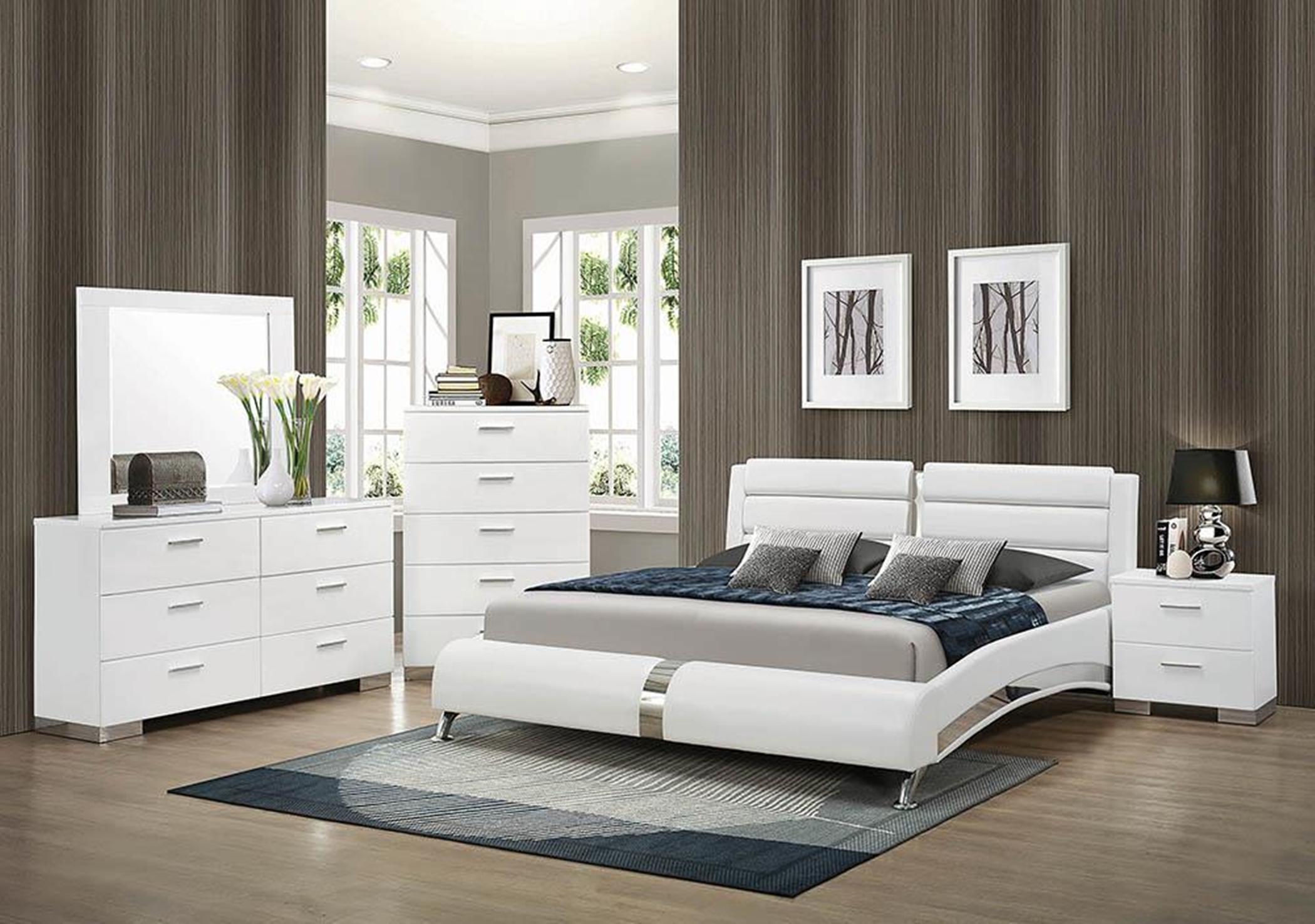 Felicity White Upholstered E. King Bed - Click Image to Close