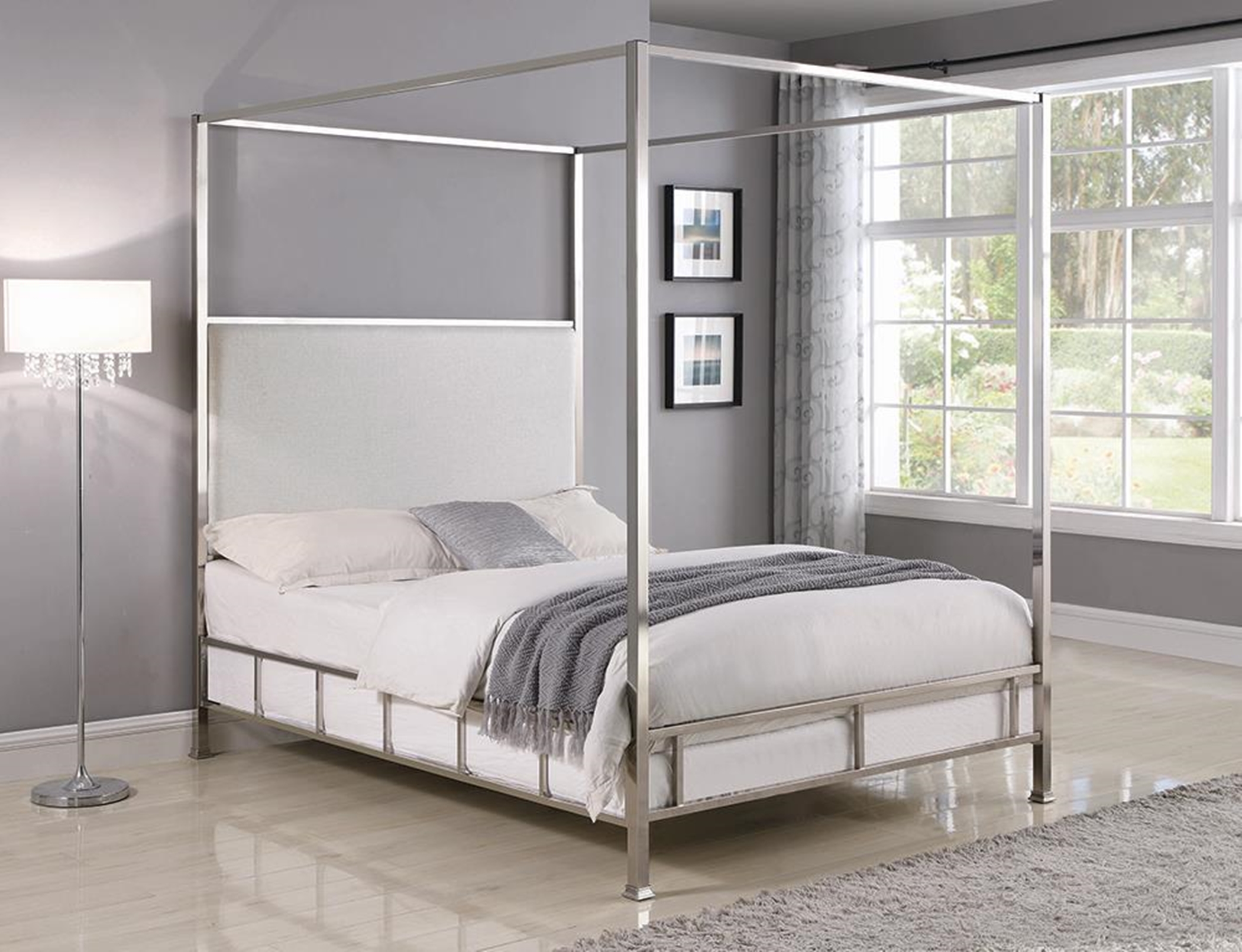 Claire Queen Bed - Click Image to Close