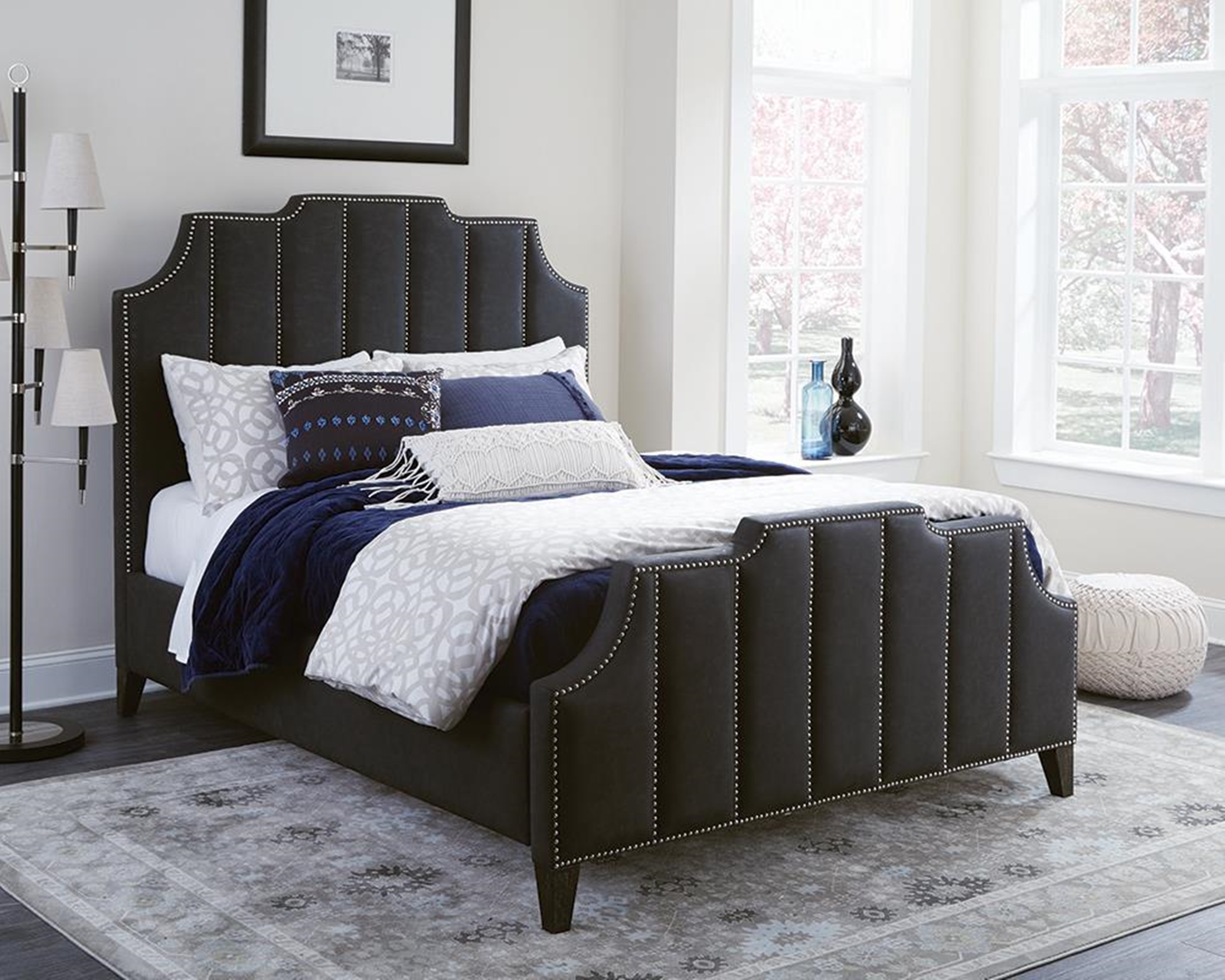 Sinclair Upholstered Full Bed - Click Image to Close