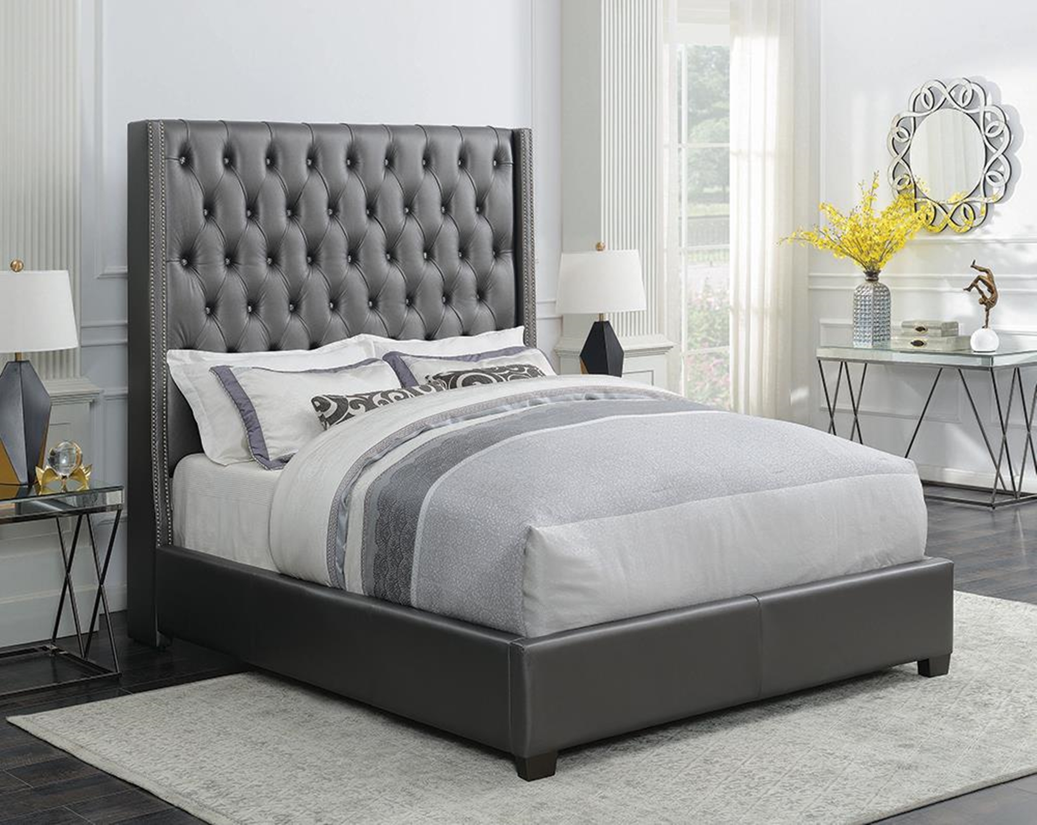 Clifton Metallic Grey Queen Bed - Click Image to Close