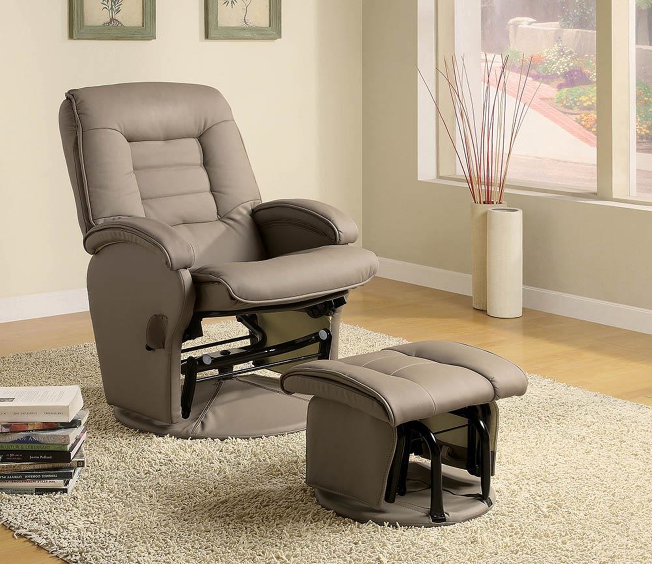 Casual Reclining Glider & Ottoman - Click Image to Close