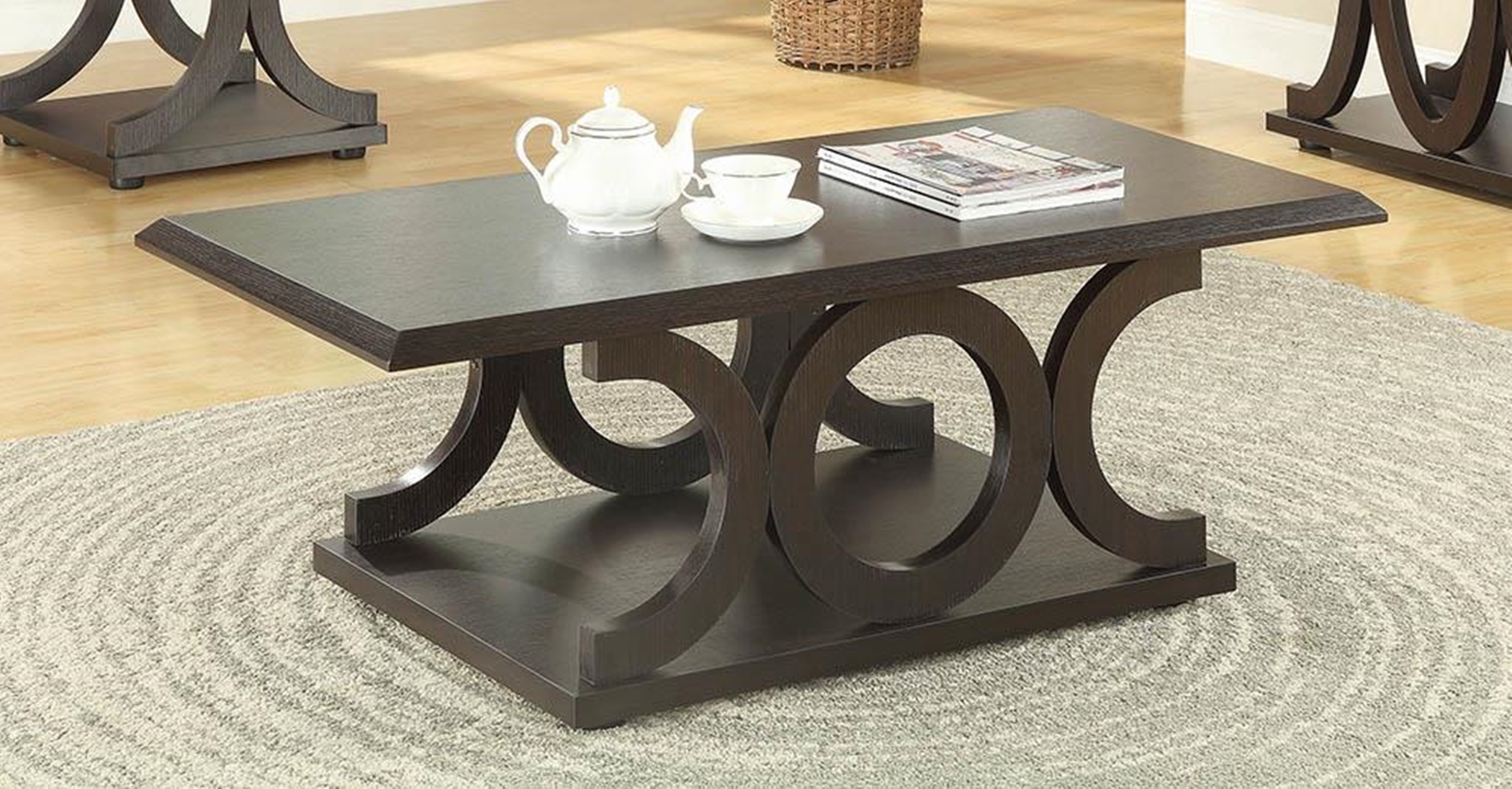 Casual Capp. Coffee Table - Click Image to Close