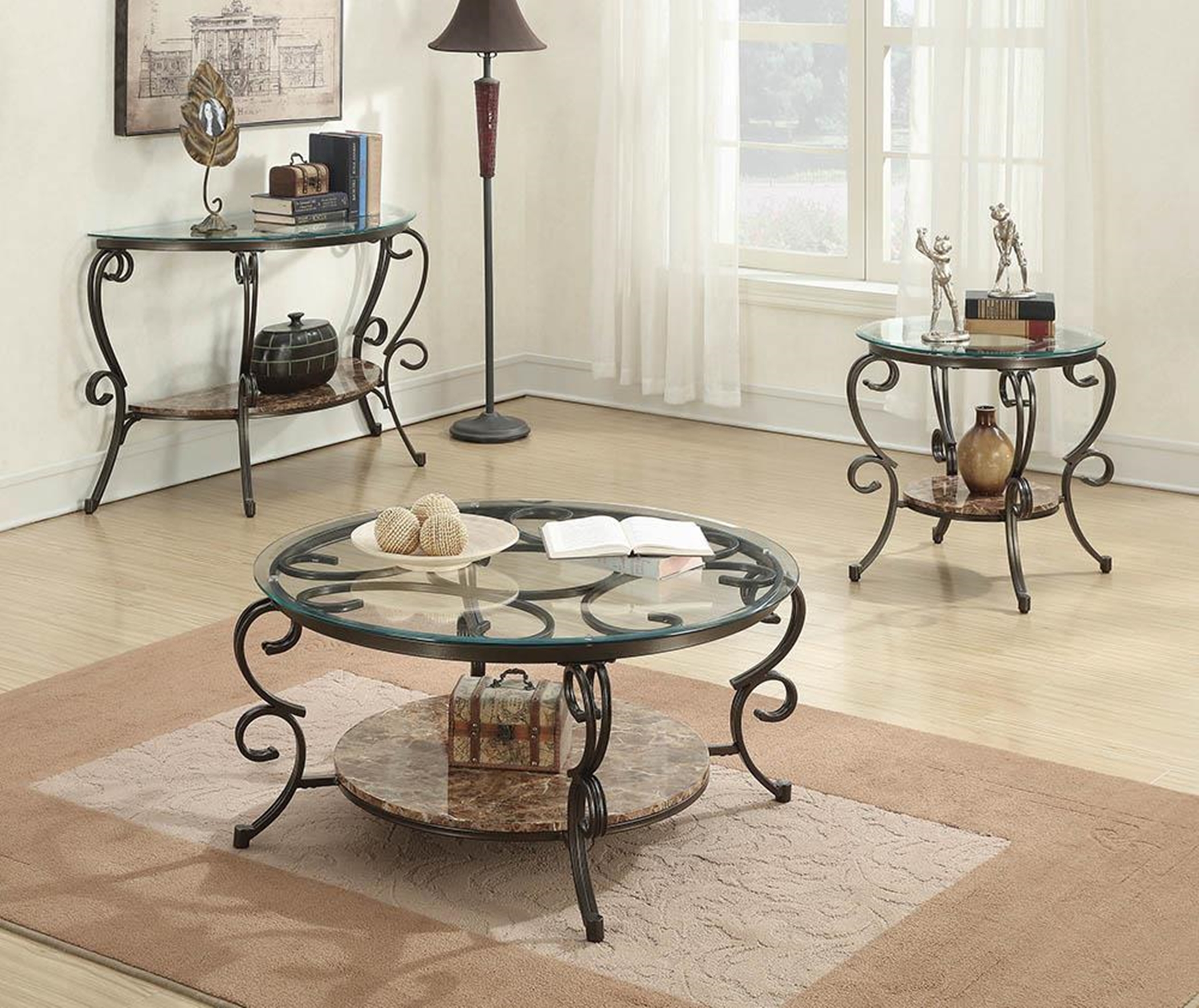 Traditional Brown End Table - Click Image to Close