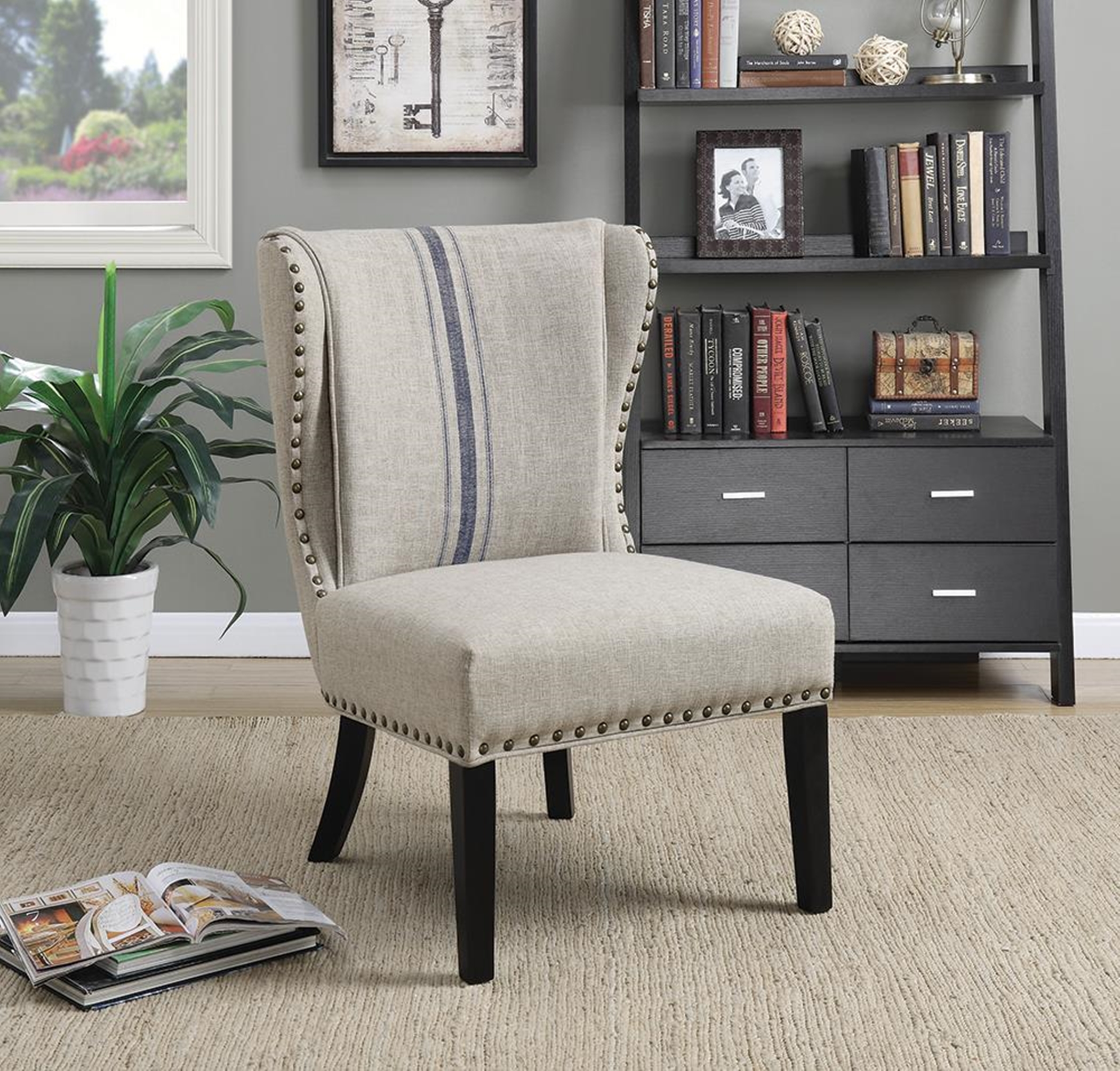 Traditional Grey and Blue Accent Chair - Click Image to Close