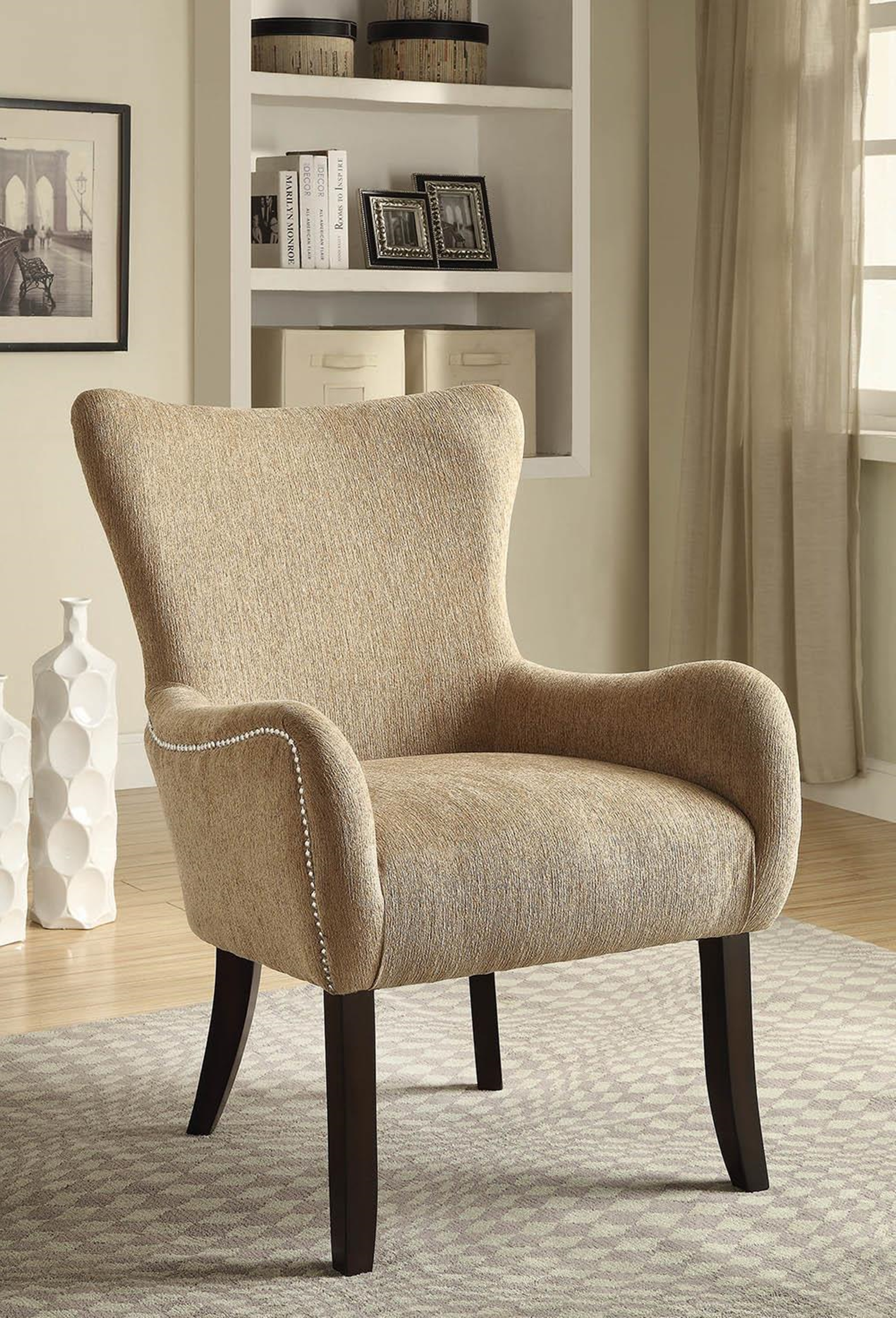 Traditional Sand Accent Chair - Click Image to Close