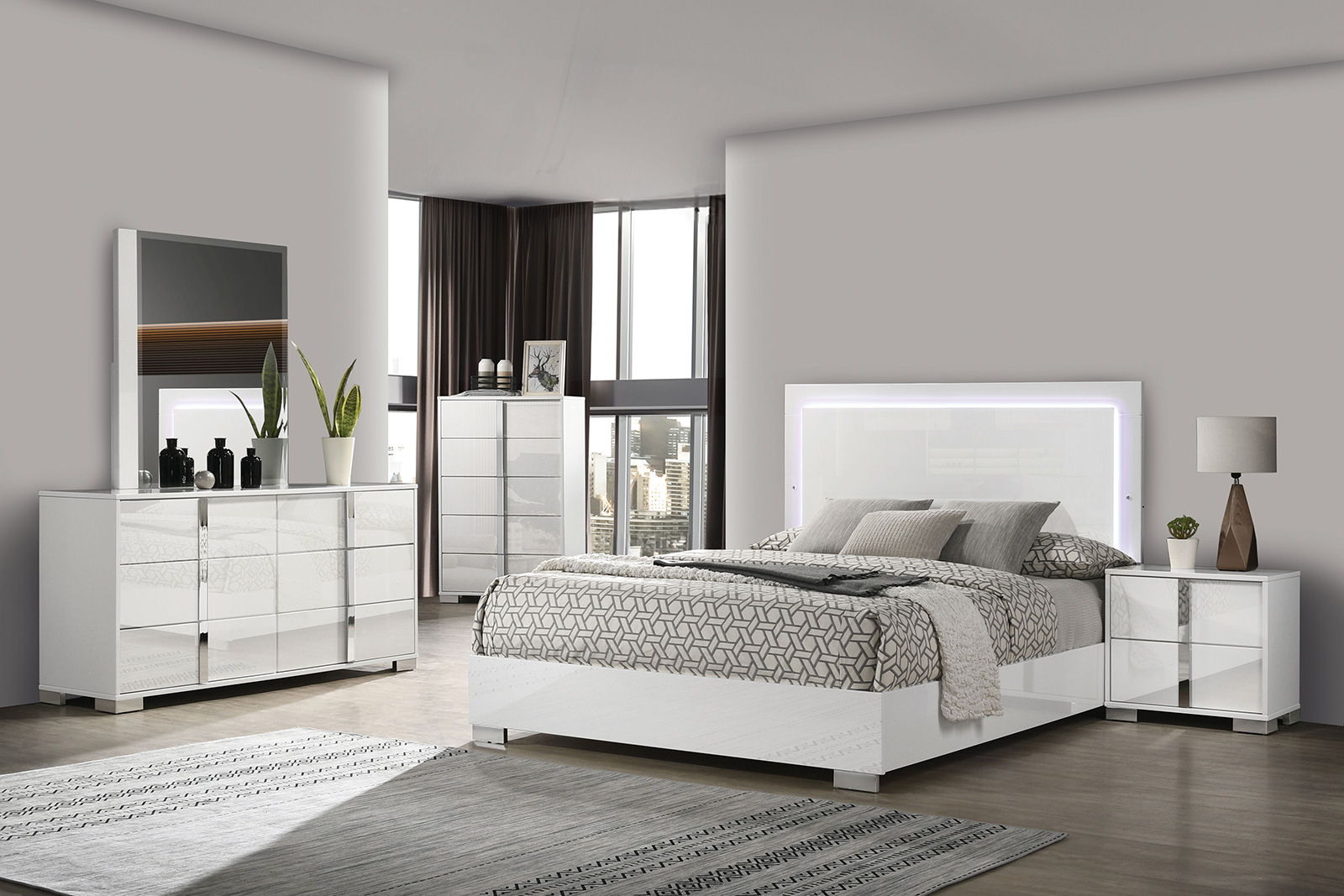 (image for) Sinistra White Qn. 4Pc 