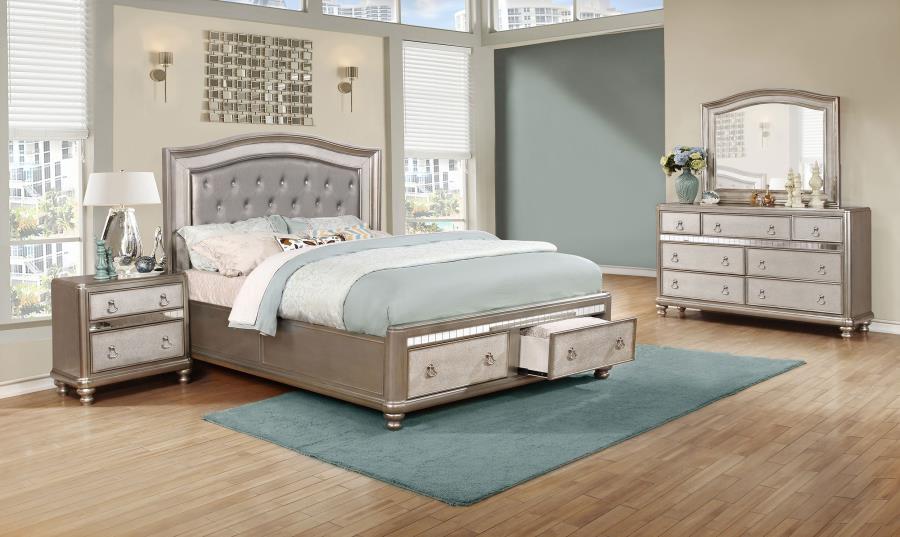 Bling Game 4-piece Eastern King Bedroom Set Platinum (image for) Bling Game 4-piece Eastern King Bedroom Set Platinum