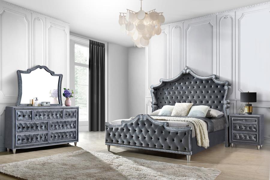 Antonella 4-piece Queen Bedroom Set Grey (image for) Antonella 4-piece Queen Bedroom Set Grey