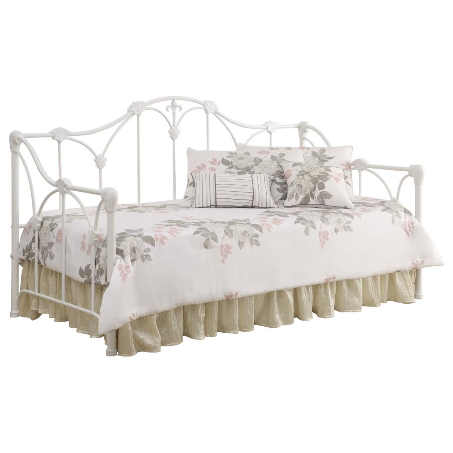 Halladay Metal Twin Daybed White (image for) Halladay Metal Twin Daybed White